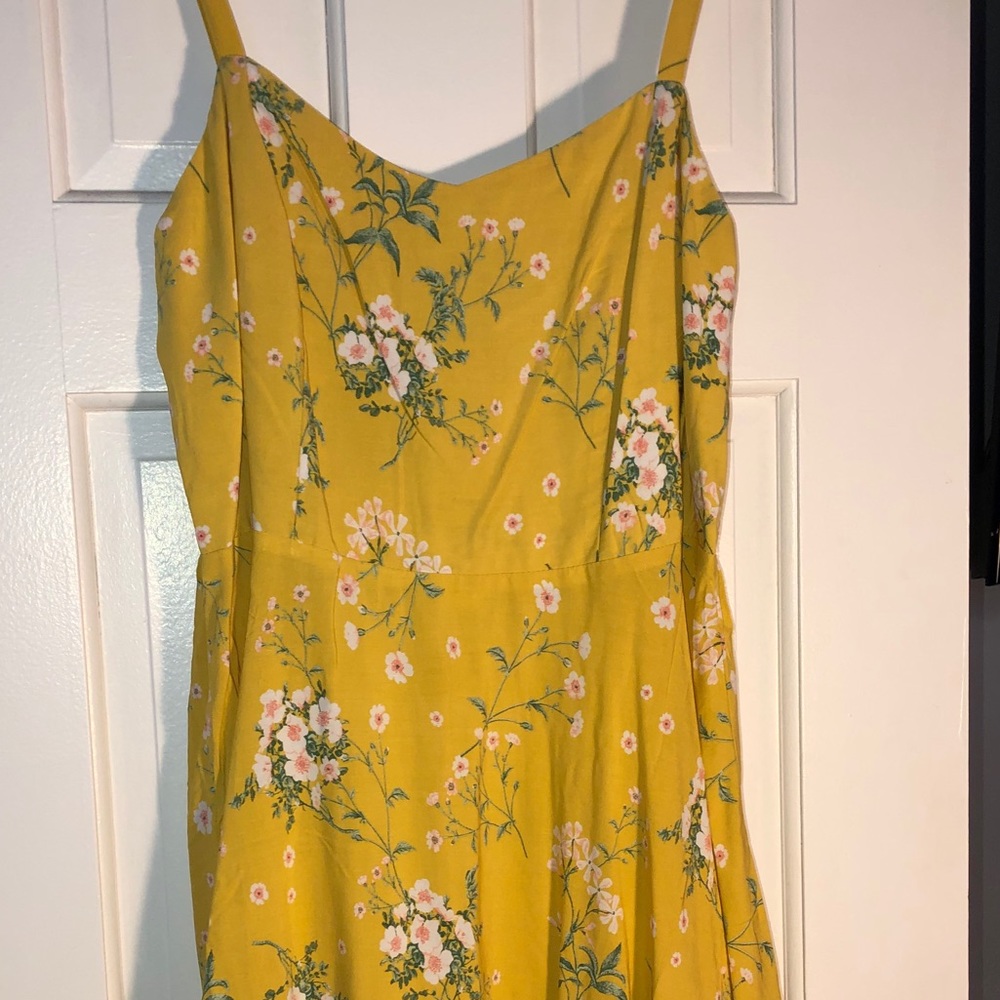 Old Navy NWT floral dress